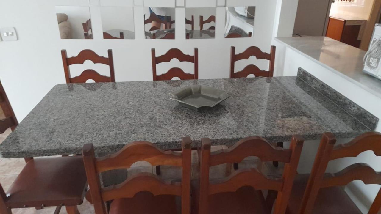 Aconchegante E Amplo Apartamento Familiar Pertinho Da Praia! 瓜鲁雅 外观 照片